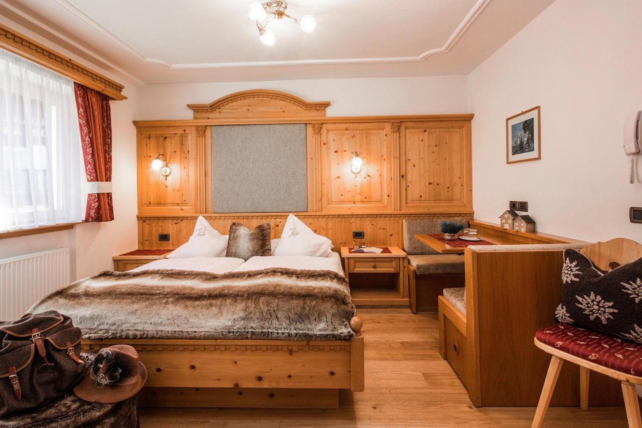Garni Villa Maria Селва ди Вал Гардена Екстериор снимка